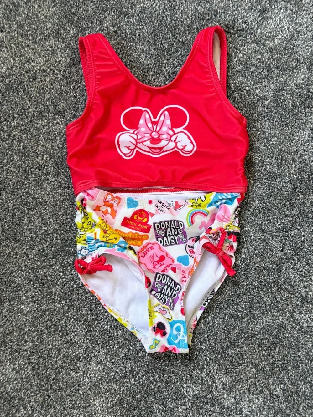 Disney Girls Red Minnie Graphic One-Piece Swimsuit with Multicolor Print size 3T